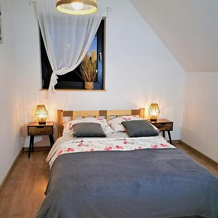 Chwila Moment - Dom W Okolicy Czarnej Gory, Nad Rzeka Ferienhaus