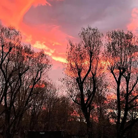 Chwila Moment - Dom W Okolicy Czarnej Gory, Nad Rzeka Tatil Evi *