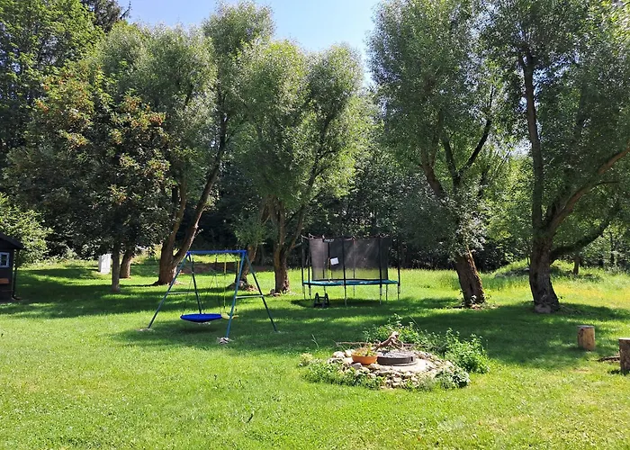 Holiday home Chwila Moment - Dom W Okolicy Czarnej Gory, Nad Rzeka Stronie Slaskie